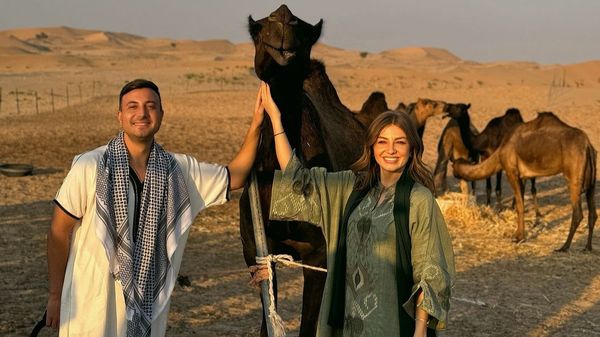 Codruța Sanfira, aniversare de vis la Abu Dhabi! Artista a &icirc;mplinit 29 de ani