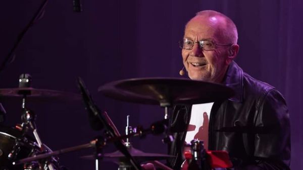 Cauza morţii lui Colin 'Smiley' Petersen, toboşarul formaţiei Bee Gees