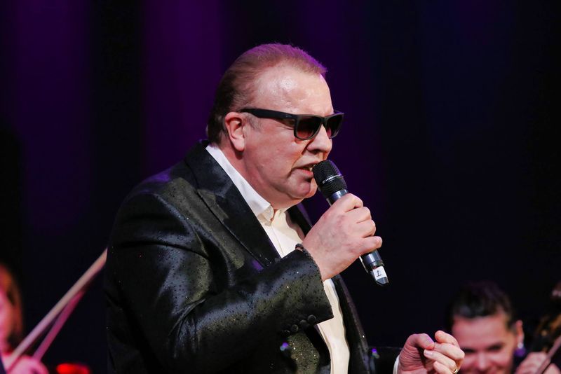 Prin ce a trecut Gabriel Cotabiță de-a lungul vieții? 