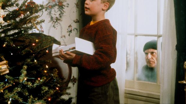 „Singur acasă”, în premieră la Sala Palatului! Muzica din celebrul film de Crăciun va fi  interpretată de Orchestra Naţională Radio