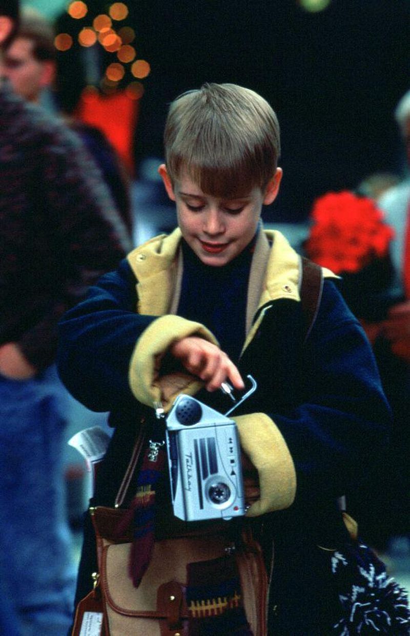 Singur acasă se va vedea la Sala Palatului,  acompaniat de Orchestra Națională Radio 