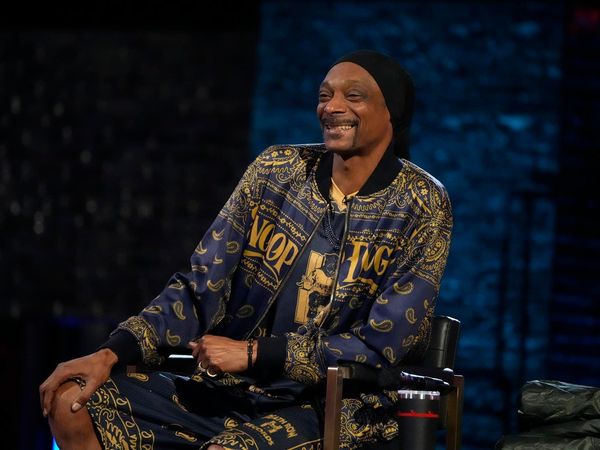 Ce avere are Snoop Dogg &icirc;n 2024? Celebrul rapper &icirc;ncasează anual sume colosale