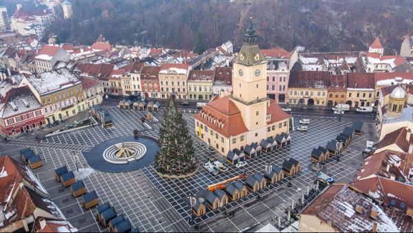 Ștefan Bănică deschide T&acirc;rgul de Crăciun 2024 de la Brașov! Care este programul evenimentelor din weekendul 29 noiembrie &ndash; 1 decembrie?