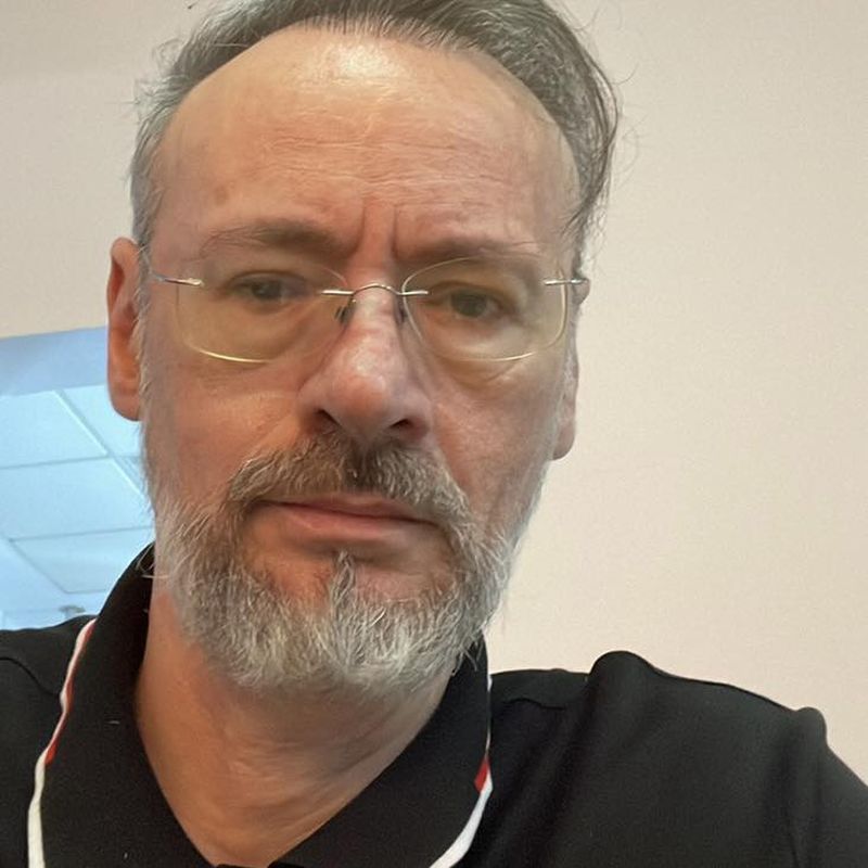 Mihai Albu reacționează după ce și-a văzut fiica pozând in ipostaze de fotomodel