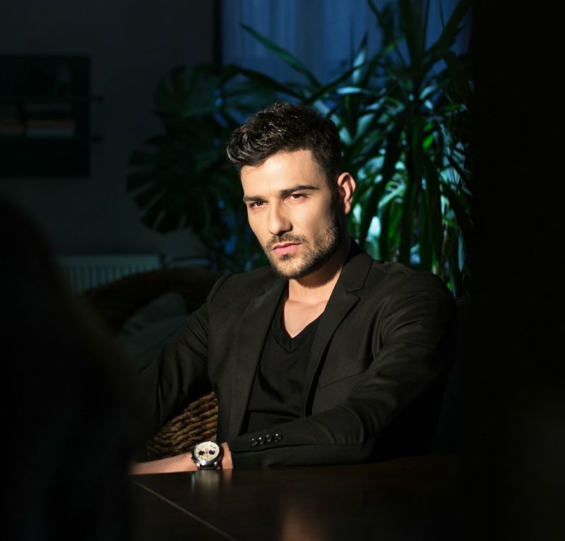 Karym, reprezentant al Partidului Oamenilor Tineri, are șanse să devină deputat