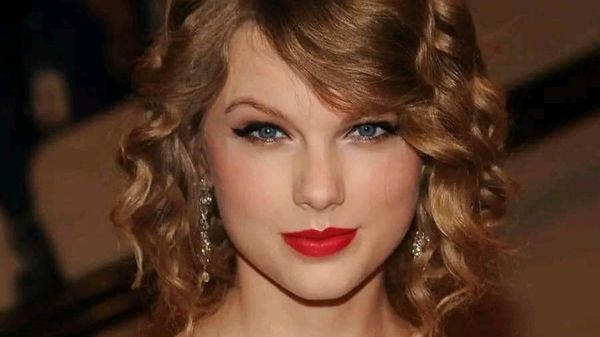 Reacția lui Taylor Swift după ce Billboard a ales-o pe Beyonce drept cel mai mare artist pop al secolului 21 &icirc;n defavoarea ei
