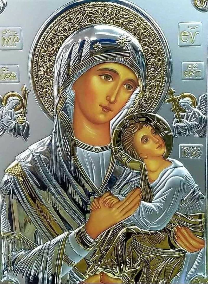 Ce sărbători sunt trecute în calendar în luna decembrie? 