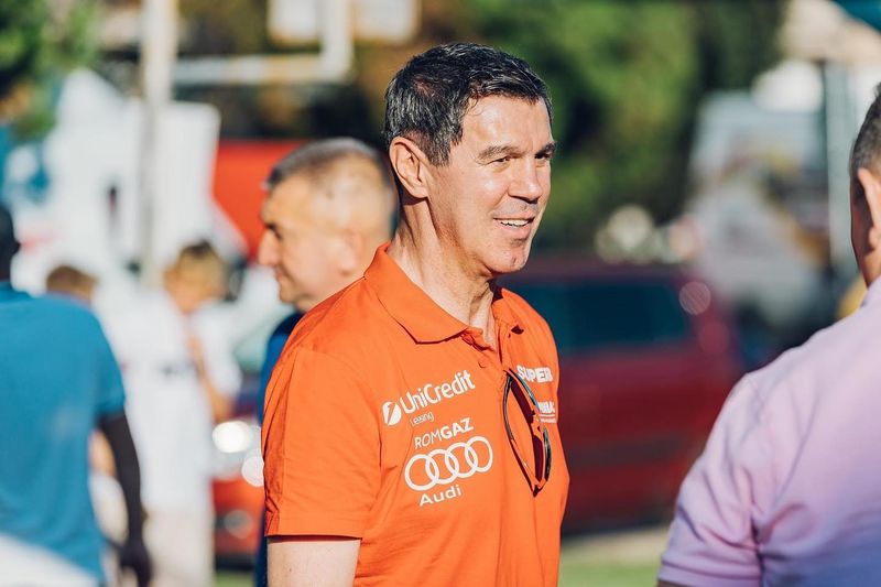 Mihai Leu, internat de urgență la spital