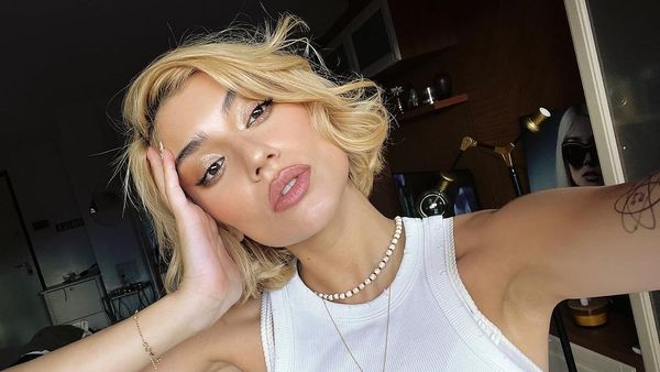 EXCLUSIV! Cum era Andia în copilărie și ce amintiri dragi are din perioada sărbătorilor: „Nu cred că exista zi în care să nu ieșim la joacă”