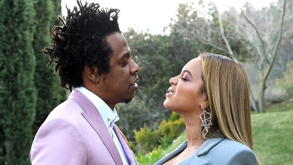 Beyonce si Jay-Z, apariție sfidătoare după acuzațiile de agresiune la adresa rapperului. Cum au pozat alături de fiica lor, Blue Ivy