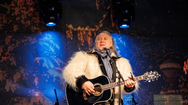 Cine sunt și cu ce se ocupă cei doi copii ai lui Ștefan Hrușcă