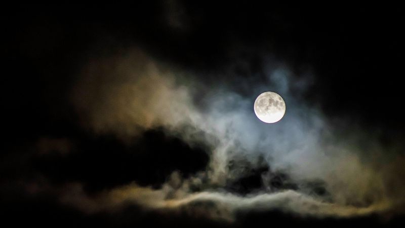 Care este semnificația Lunii Pline din decembrie 2024, cunoscută și ca Luna Rece?