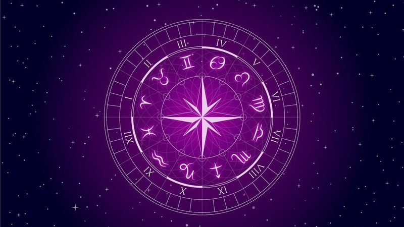 Horoscop 20 decembrie 2024: Peștii au mari șanse să avanseze &icirc;n carieră. Nativii Balanță trec printr-o trădare