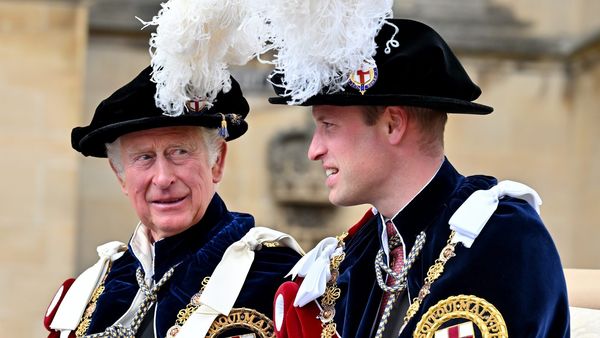 Lupta de putere &icirc;ntre Prințul William și tatăl lui, regele Charles, iar Camilla este și ea implicată