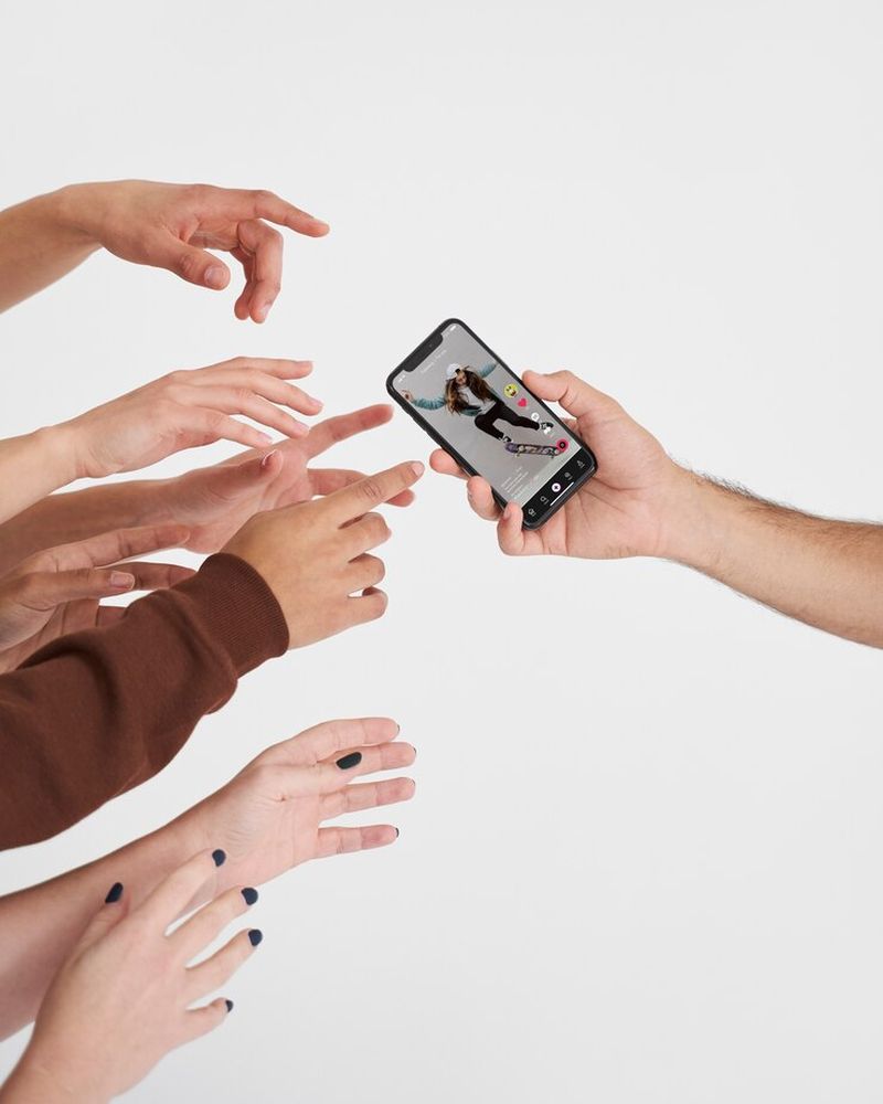 TikTok, interzis timp de un an