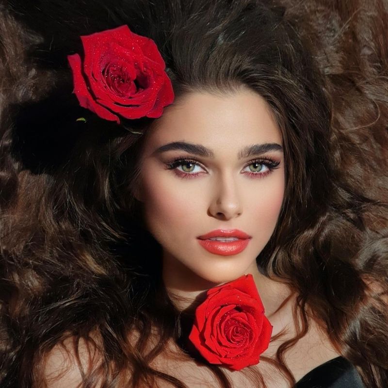 Theo Rose, surprinsă de fiul său la concert