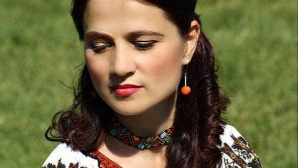 Nicoleta Voicu, copleșită de greutăți după ce s-a mutat la țară pentru a-și îngriji mama bolnavă: ”Cele mai grele trei luni din viața mea”