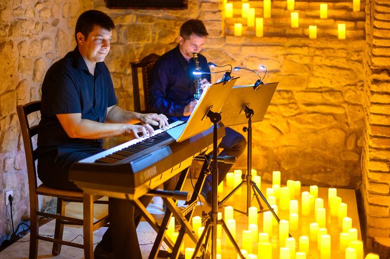 Care este programul Candleglow Castle Concerts în 2025?