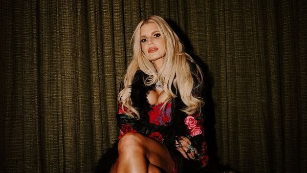 Jessica Simpson divorțează de Eric Johnson după 10 ani de căsnicie: „O situație dureroasă”