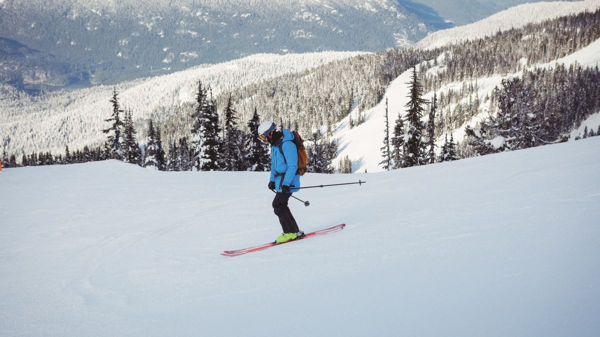 Cât costă o vacanță la schi în România? 