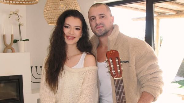 Cleopatra Stratan se pregătește să lanseze o nouă piesă alături de tatăl ei, Pavel Stratan: "Abia așteptam". Cum se numește noul single