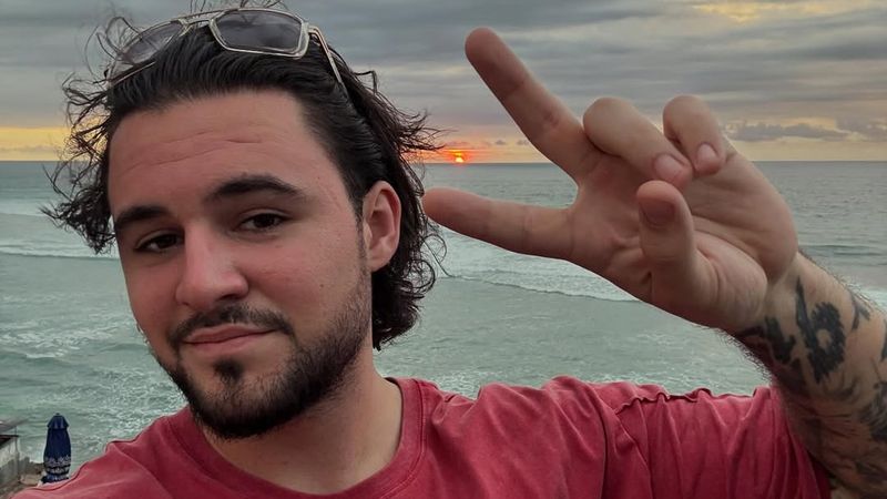 Mario Fresh a ajuns la spital &icirc;n Bali. Artistul s-a fotogratiat cu perfuzie la m&acirc;nă: &bdquo;Am greșit că nu mi-am ascultat prietenii!&rdquo;