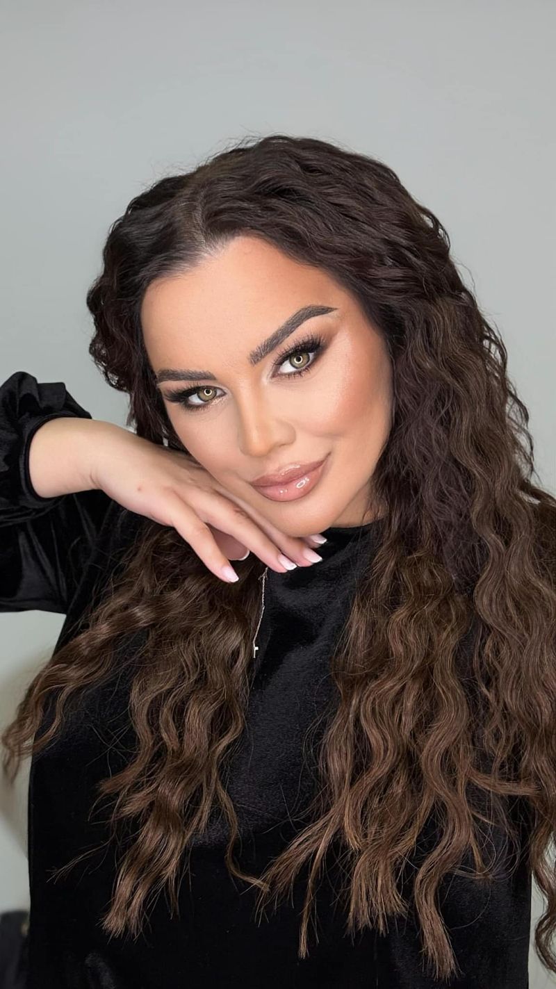 Carmen de la Sălciua 