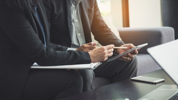 Noile coduri CAEN. Ce se întâmplă după ce intră în vigoare? Codul 9699 a creat confuzie în rândul românilor