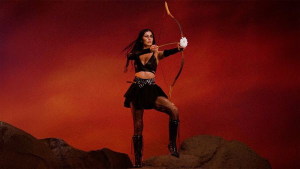 Alina Eremia lansează "Să mai &icirc;ncercăm o dată"