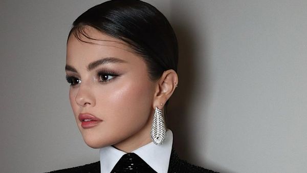 Reacții în lanț ale internauților dupa ce Selena Gomez s-a filmat plângând din cauza deciziei lui Donald Trump