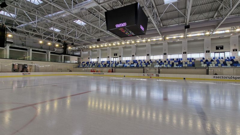 În weekend se redeschide Patinoarul Berceni Arena 