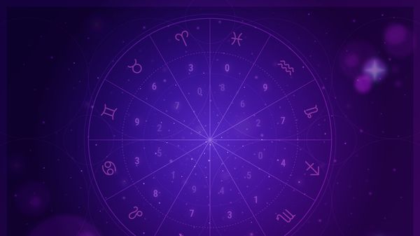 HOROSCOP zilnic, 5 februarie 2025: Leii se g&acirc;ndesc tot mai des la căsătorie. Scorpionii trec prin momente grele pe parcursul zilei&nbsp;