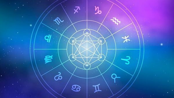 HOROSCOP 12 februarie 2025: O perioadă cu adevărat dureroasă pentru acești nativi. Vor experimenta șocul vieții și vor vărsa multe lacrimi din cauza suferinței