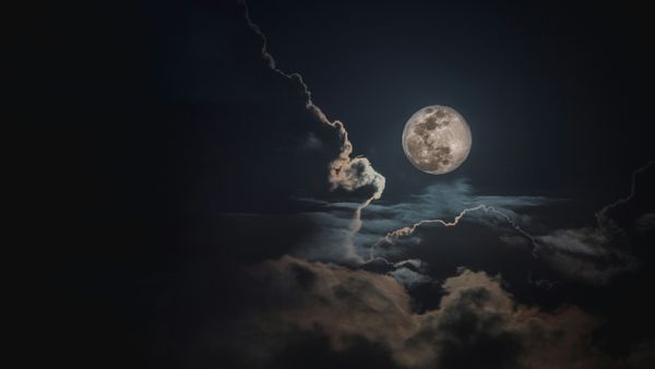 Luna Zăpezii &icirc;n februarie 2025: C&acirc;nd va fi Lună Plină, pentru c&acirc;t timp va fi vizibilă și cum sunt afectate zodiile?