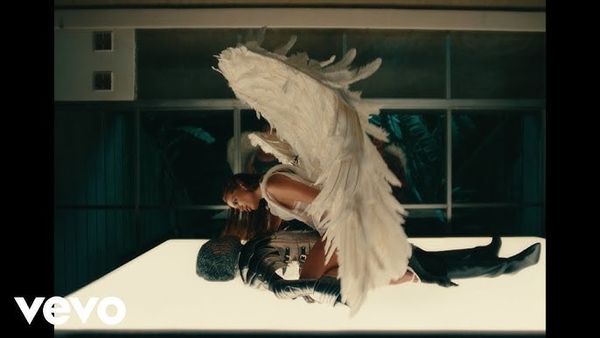 VIDEOCLIP: Anitta - Romeo