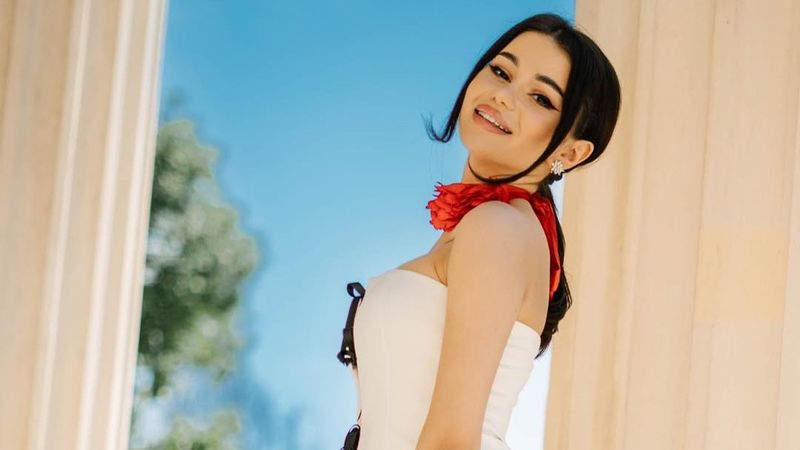 Le-a tăiat respirația băieților din "Casa Iubirii!" Cine este cunoscuta interpretă de muzică de petrecere care a intrat in reality-show-ul fenomen de la Kanal D