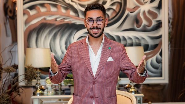 Armin Nicoară, prins cu o femeie în Dubai în timp ce Claudia Puican, însarcinată, a rămas în România. Artistul, săltat de polițiști și perchiziționat