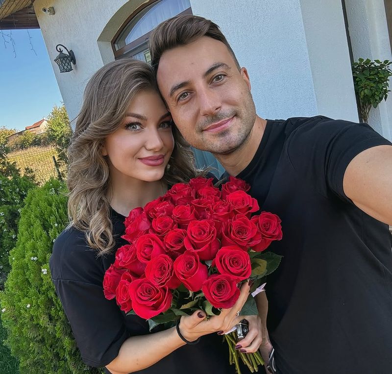 Valentin Sanfira recunoaște că a avut o viață grea 