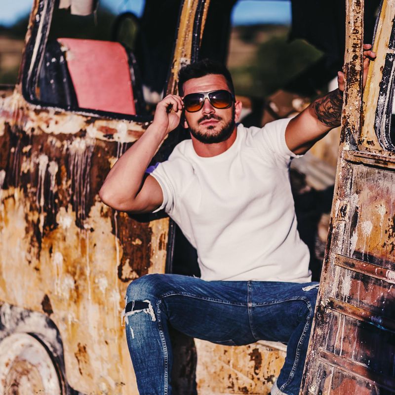 Andrei a murit într-un grav accident de circulație