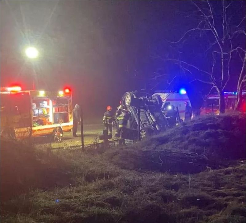 Cei patru ocupanți ai mașinii nu purtau centură