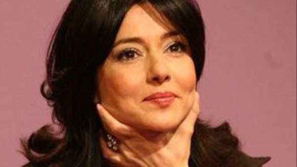 Oana S&acirc;rbu a descoperit F&acirc;nt&acirc;na Tinereții! La 56 de ani, artista arată și se simte ca o adolescentă. Produsele-minune de care nu se desparte niciodată