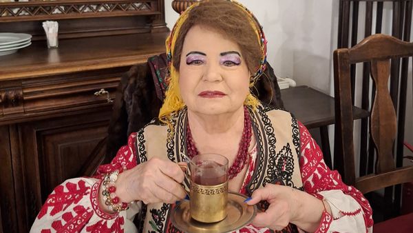 C&acirc;t i-a venit factura la &icirc;ntreținere Savetei Bogdan? Interpreta de muzică populară, revoltată: &bdquo;De ce ne pune să mai plătim &icirc;ntreținerea dacă stau &icirc;n frig?&rdquo;