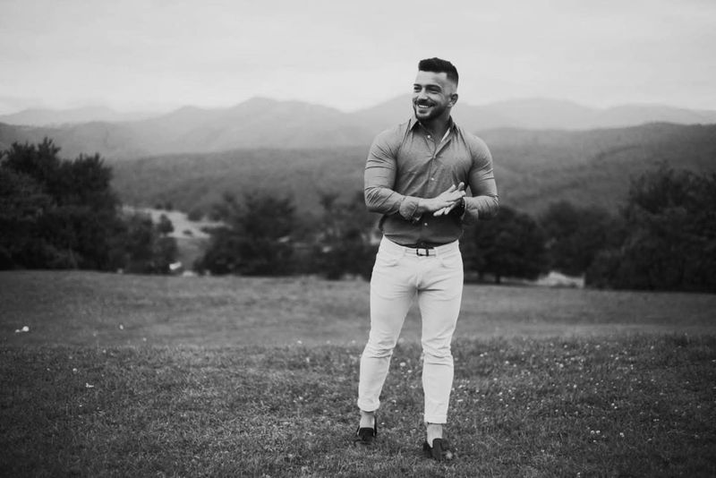 Andrada Perneș explică de ce postează des imagini cu fratele ei decedat