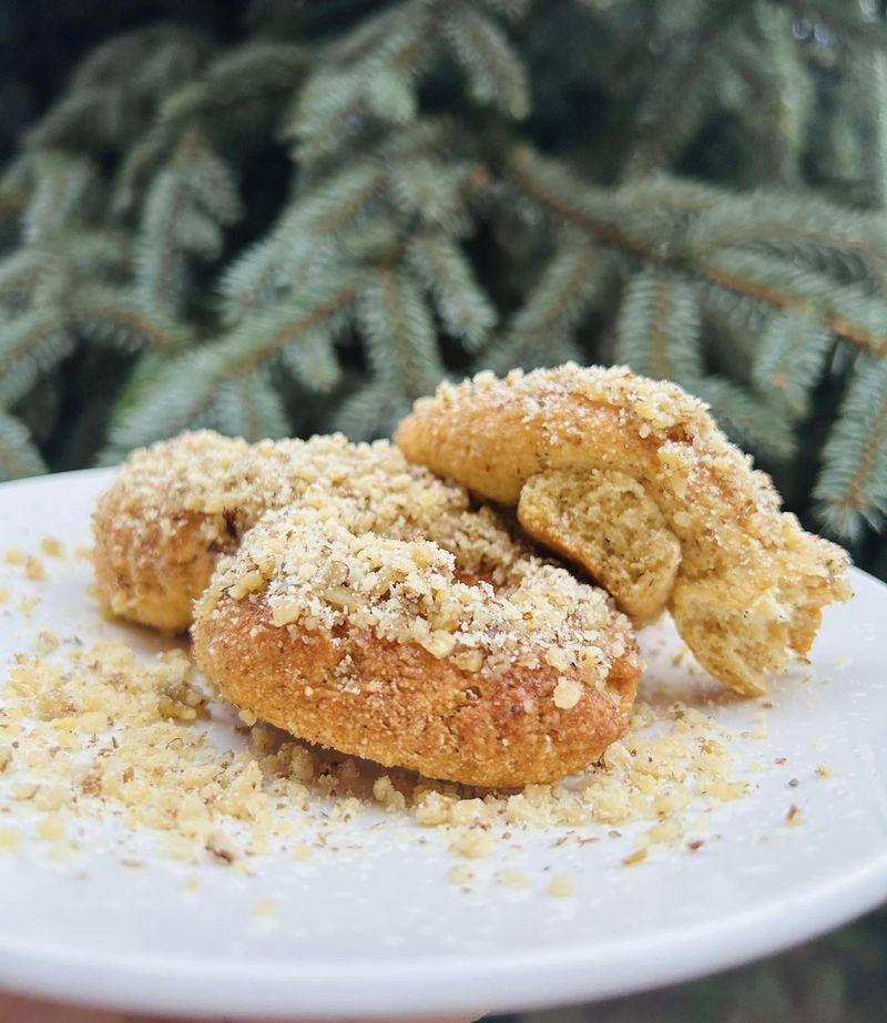 Ce sărbători au loc în luna martie? 