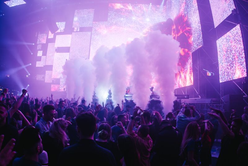 Nostalgia 2025 „Flori, fete sau băieți” are loc în perioada 7-8 martie 