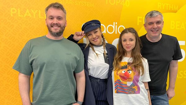 Lora, dezvăluiri emoţionante la &ldquo;Brigada devreme&rdquo;, matinalul de la Radio Impuls: "Trebuia să &icirc;l sun, mi-a dat numărul de telefon..."