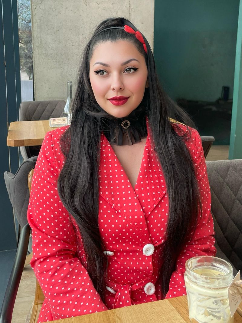 sotia lui alin oprea