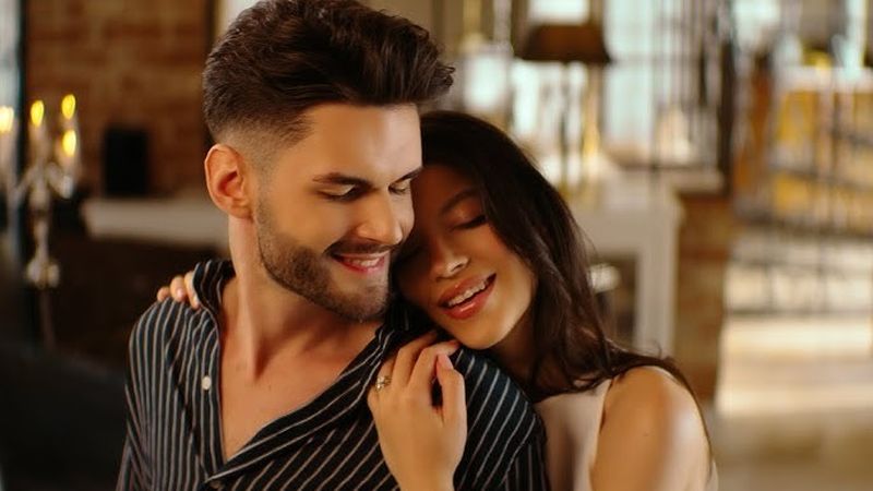 Edward Sanda și Cleopatra Stratan lansează după 2 ani o piesă &icirc;mpreună. Cum sună "Locul Tău"