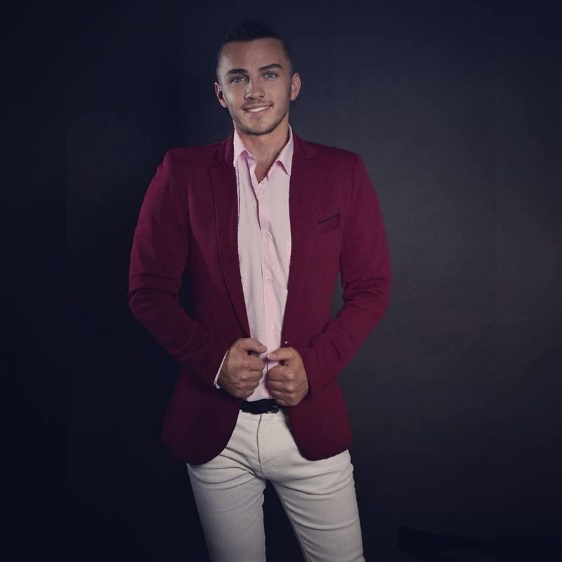 Mihai Trăistariu menține și anul acesta prețurile mici în ceea ce privește închirierea apartamentelor din Mamaia Nord