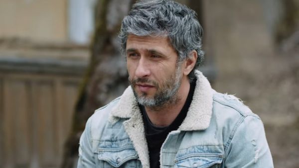 Dana Nalbăru și Dragoș Bucur, primele imagini din serialul de pe YT "Bucurii la țară". Cum arată, de fapt, viața lor departe de tumultul orașului